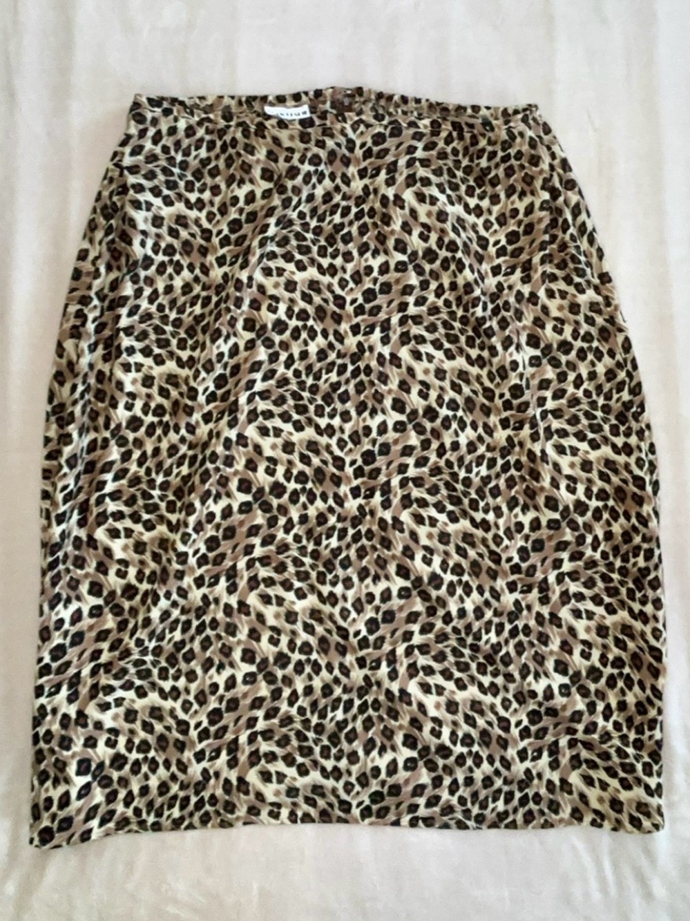JoanLeslie Leopard Print Skirt